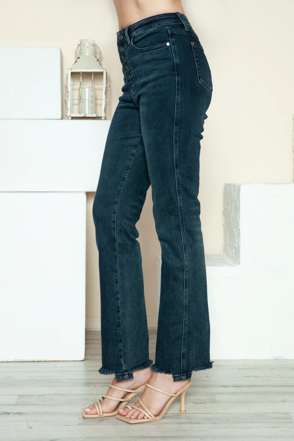 Judy Blue Full Size Button Fly Hem Destroy Straight Jeans - Lositime