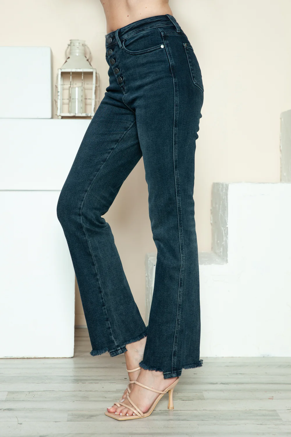 Judy Blue Full Size Button Fly Hem Destroy Straight Jeans - Lositime